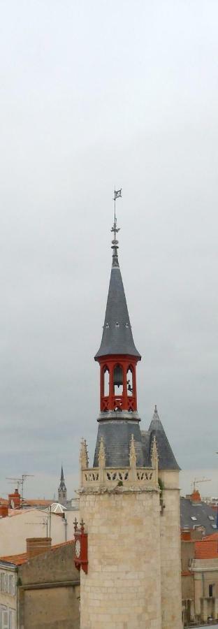 Hotel De Ville 3 Et Parking Ла-Рошель Экстерьер фото